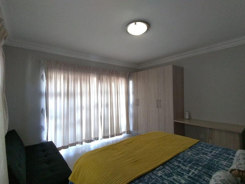 Modern Luxury Meets Secure Living – Stunning 4-Bedroom Townhouse in Shellyvale! - Photo 8
