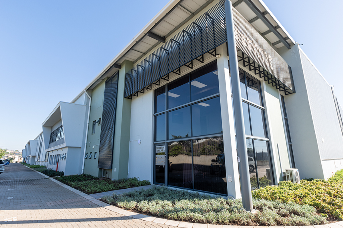 Hendra - Modern 2,329m2 Warehouse To Let | Prime Cornubia Industrial Precinct - Photo 4