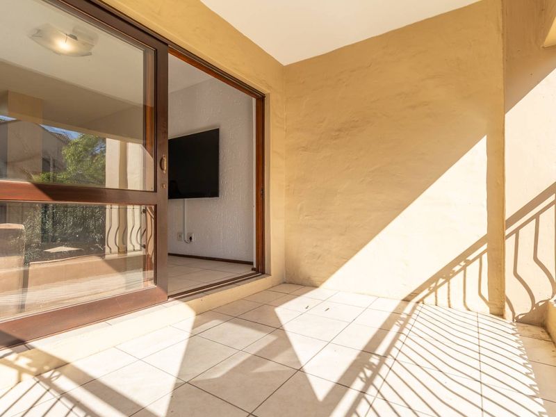 Your New Bright & Secure - 1 Bed Apartment Awaits - Photo 10
