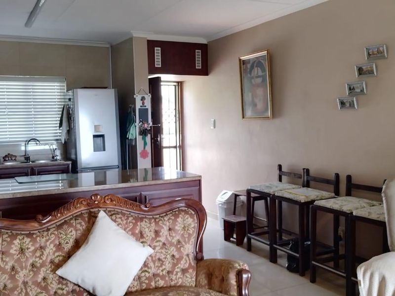 Beautiful family Apartment for Sale - Photo 5