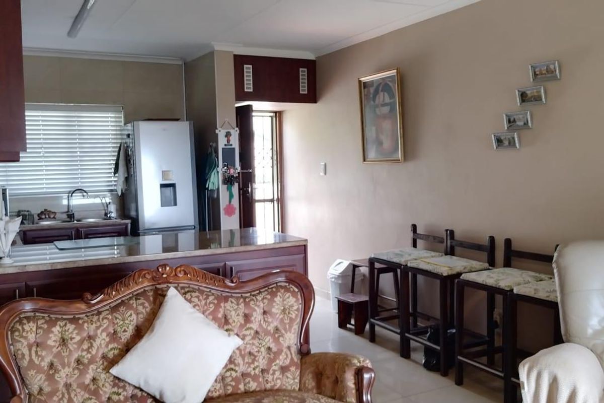 Beautiful family Apartment for Sale - Photo 5