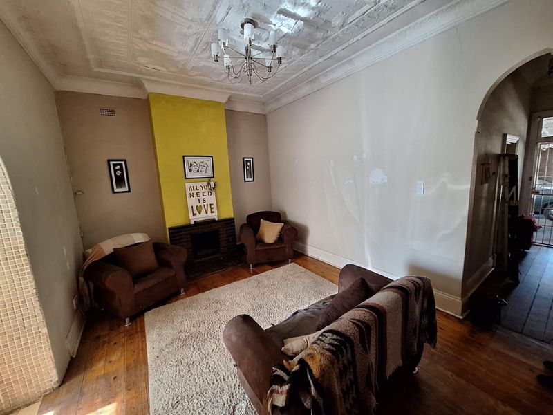 2 BEDROOM HOUSE PRICED TO SELL. - Photo 4