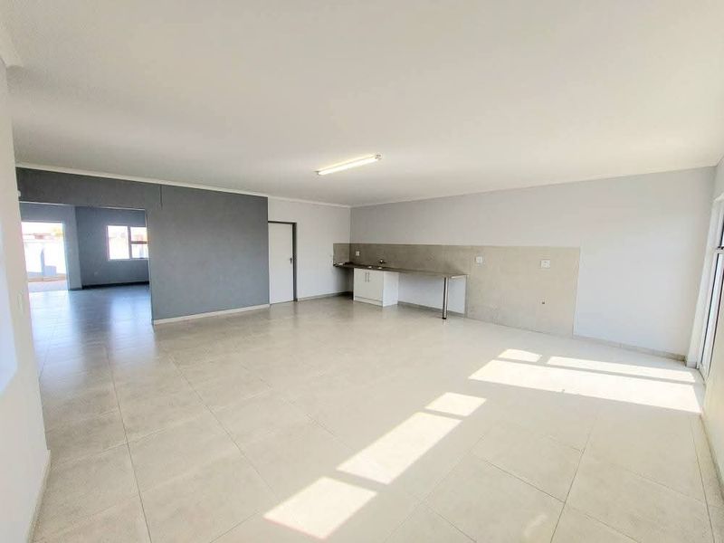 Newly Build Omdel home - Photo 6