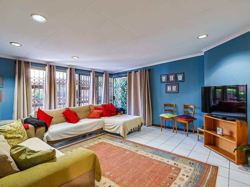 Menlo Park Beauty - Photo 7