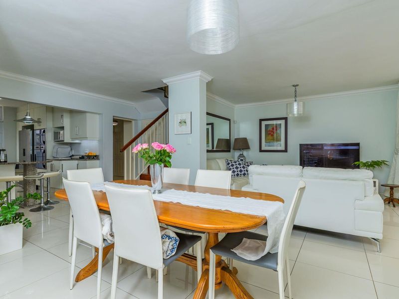 Position Position Position!!  100 Meters to Umhlanga Village - Photo 9