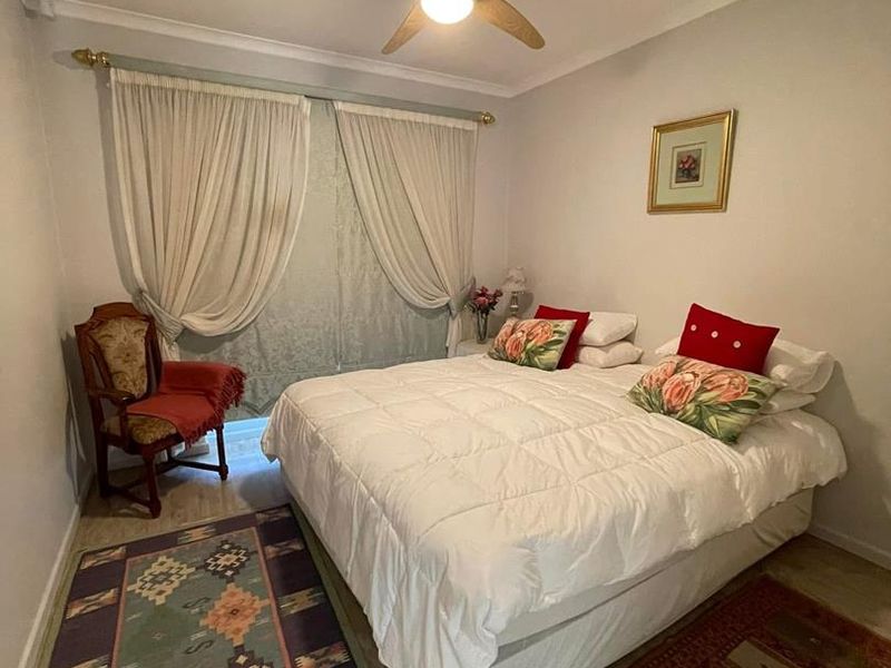 ONE LEVEL TOWNHOUSE FOR SALE - Photo 4