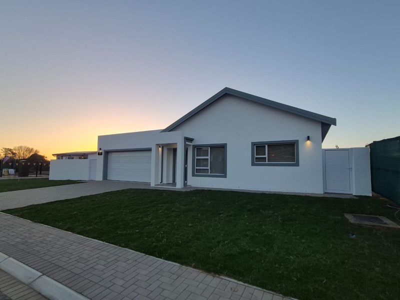 Klipheuwel Estate - Modern  3 Bedroom  house - Photo 2