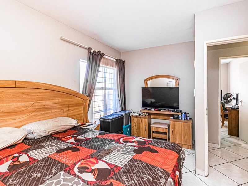 Modern Apartment For Sale - Photo 10