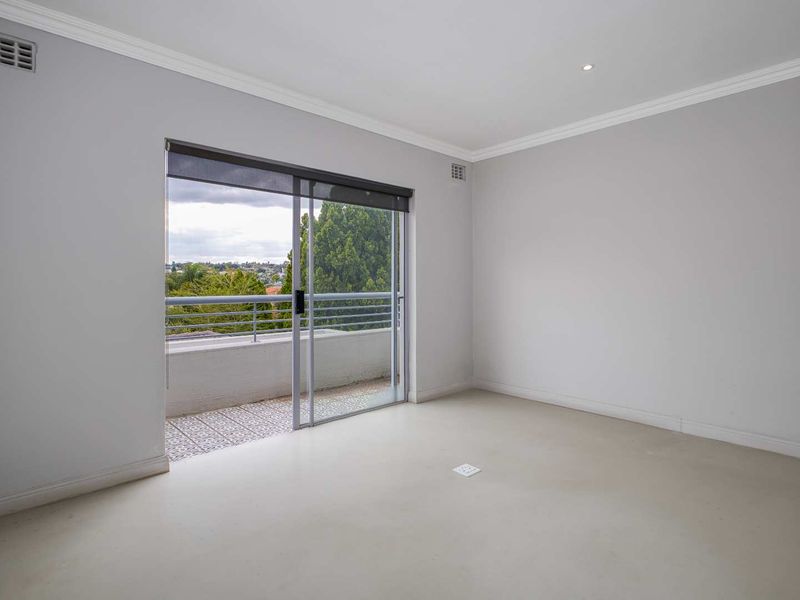 6 Bedroom House for Sale in Dainfern Golf Estate - Photo 10