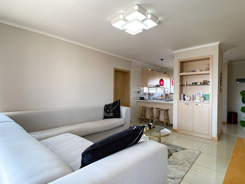 2 Bed 2 Bath Executive Apartment - Photo 4