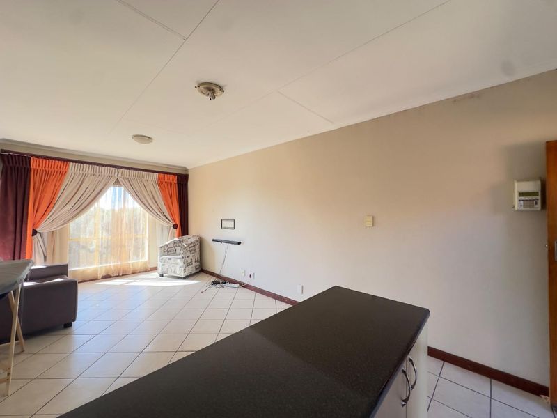 1 Bedroom Apartment With A Balcony - Photo 7