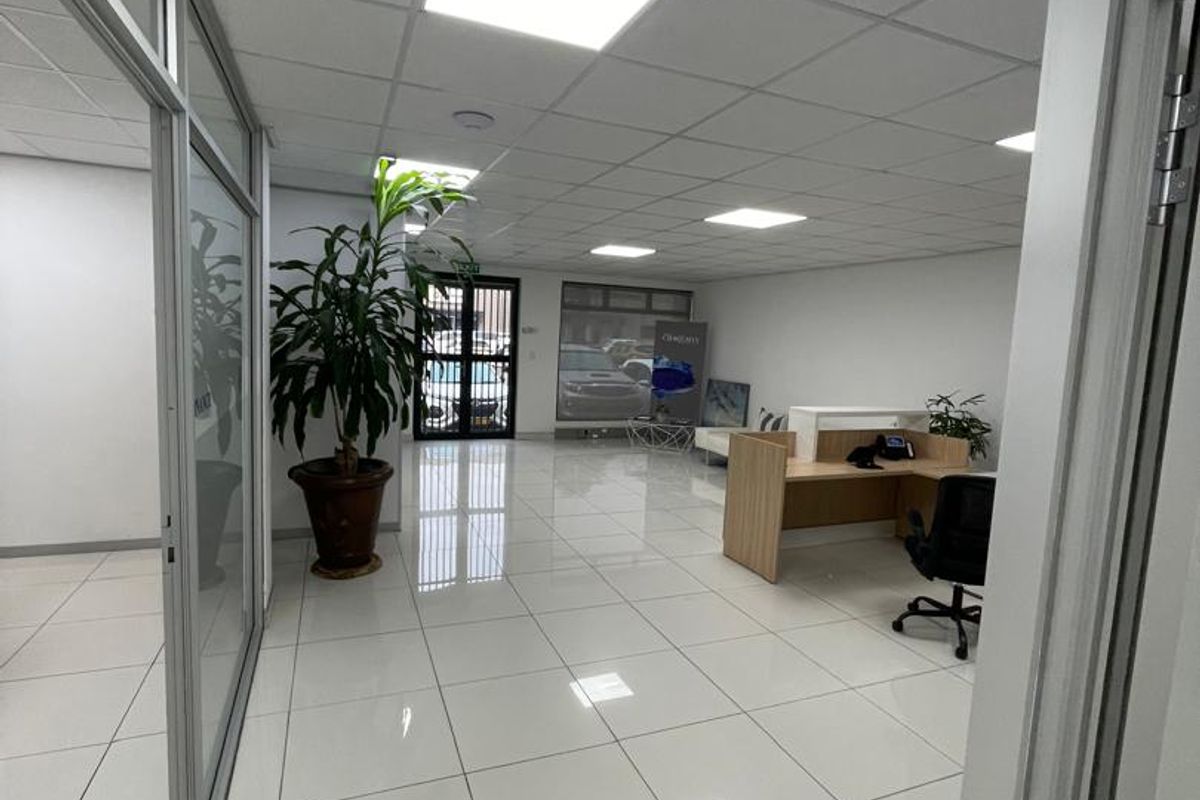 **Prime Office Space Available for Lease** - Photo 2