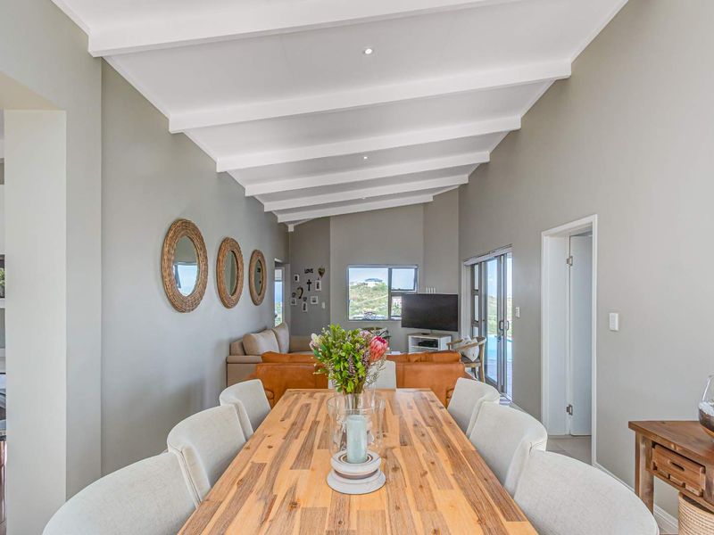 Modern Comfort Meets Untamed Nature in Brenton-on-Sea - Photo 7