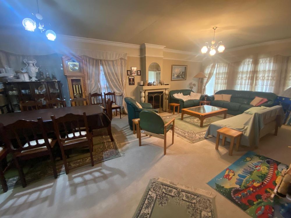 Family Room & Dining Area