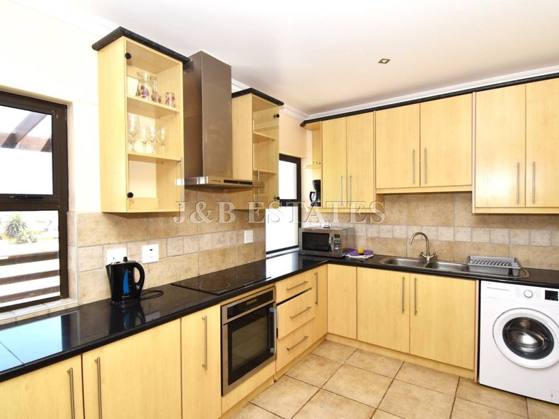 Exclusive Investment Opportunity! 4-Storey Business Building In Prime Area - Photo 7