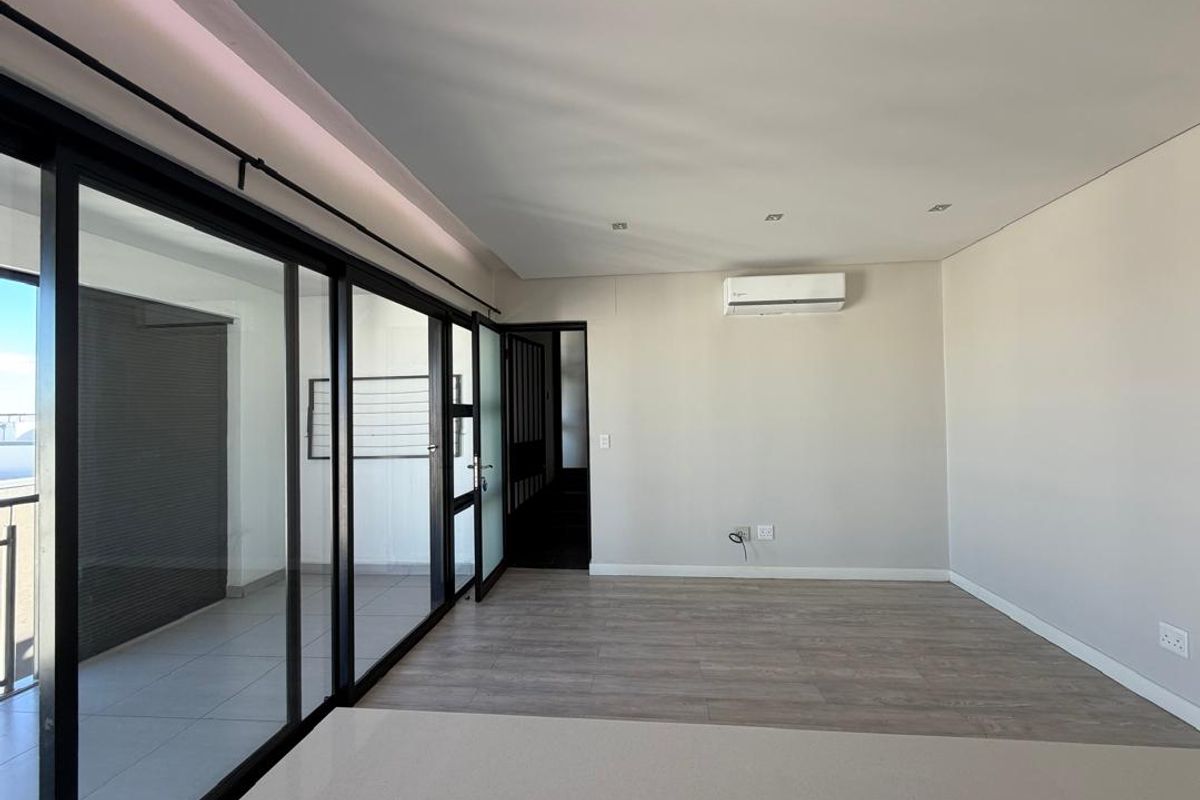 Apartment in a quiet street, safe and secure - Photo 2
