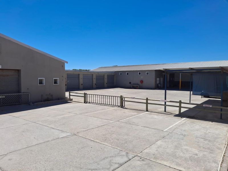 Prime Commercial Property For Sale - Gansbaai Central - Photo 2