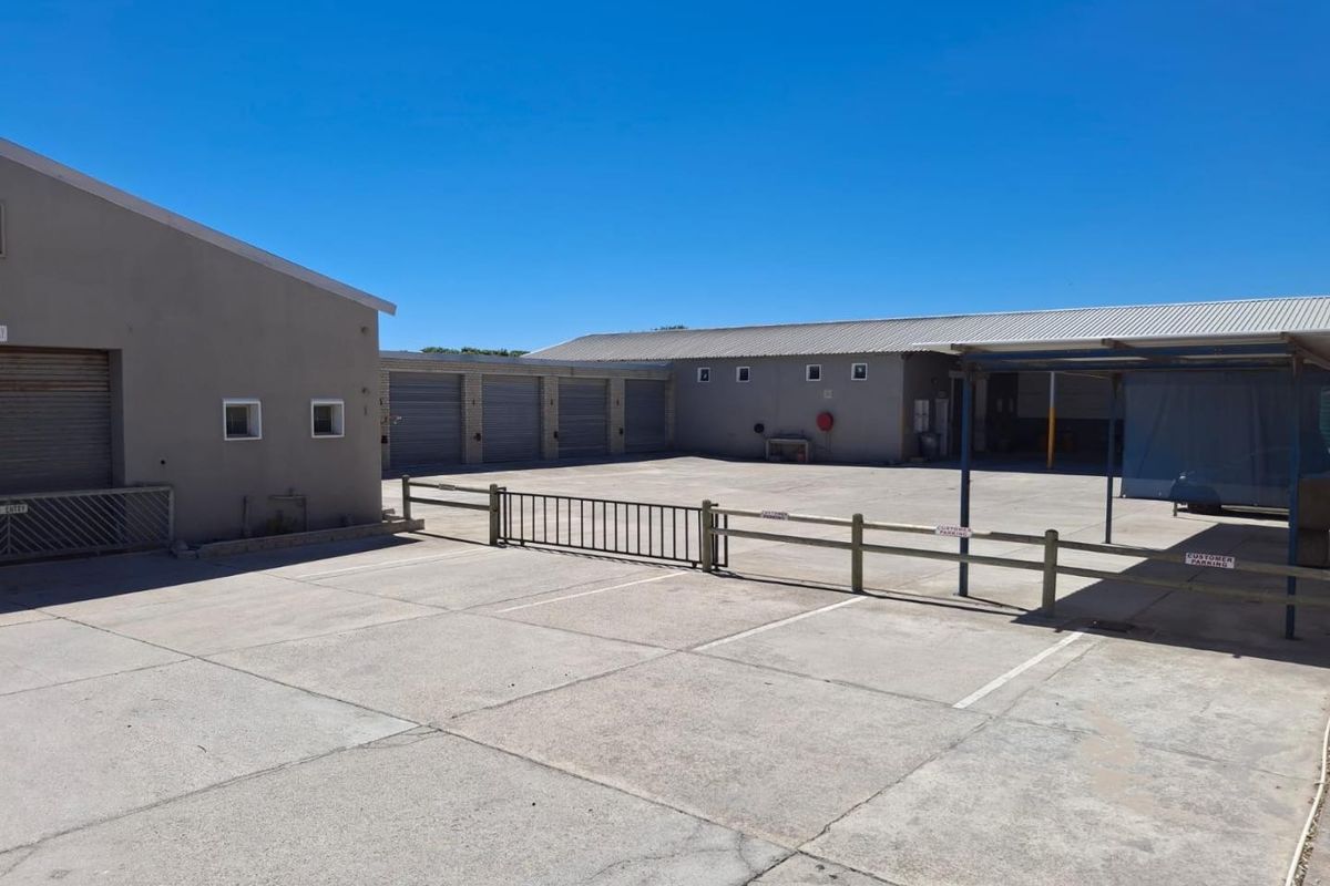Prime Commercial Property For Sale - Gansbaai Central - Photo 2