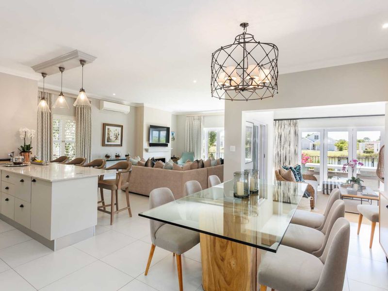 A Lakeside Four-Bedroom Double-Storey Home in The Vines on Val de Vie Estate - Photo 2