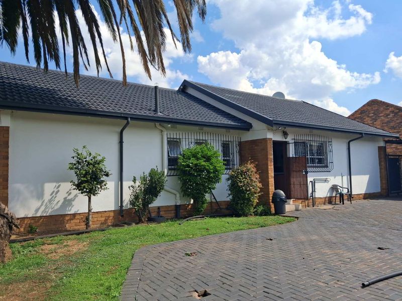 3 Bedroom House For Sale in Vanderbijlpark SE6 - Photo 8