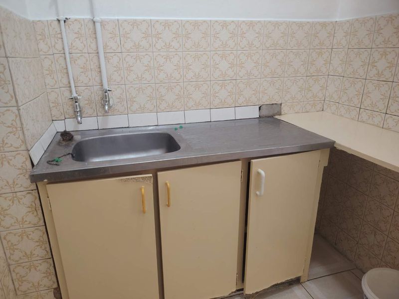 FLAT FOR SALE IN VICTORIA EMBANKMENT - Photo 9