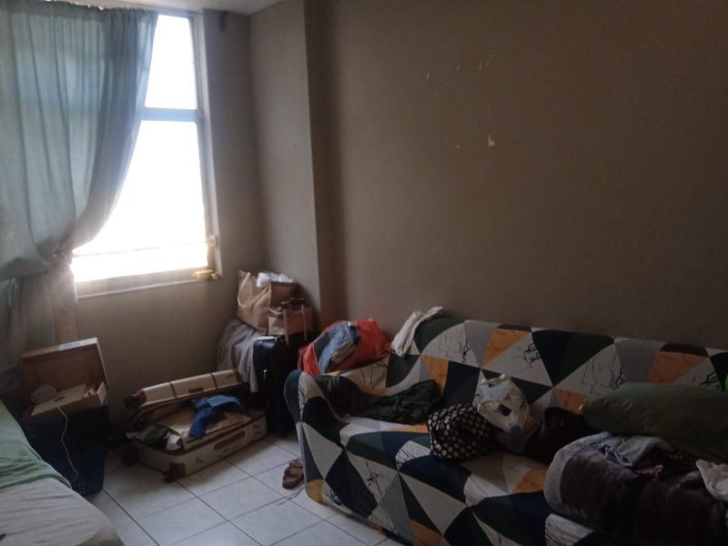 Charming Apartment with Prime Location and Great Investment Potential - Photo 8