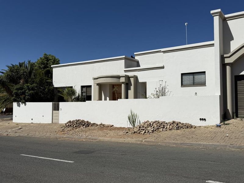 Spacious 3-Bedroom House For Sale - Photo 2