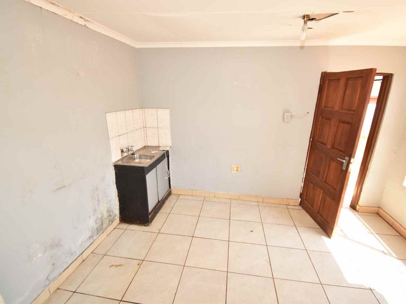 Vacant Land With Potential Rental Income - Photo 7