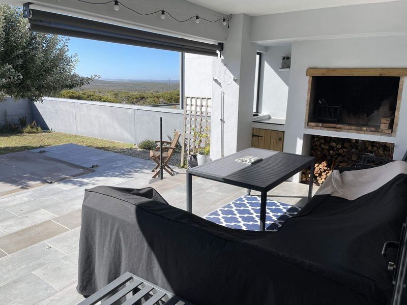Ocean and fynbos Living in Yzerfontein - Photo 7