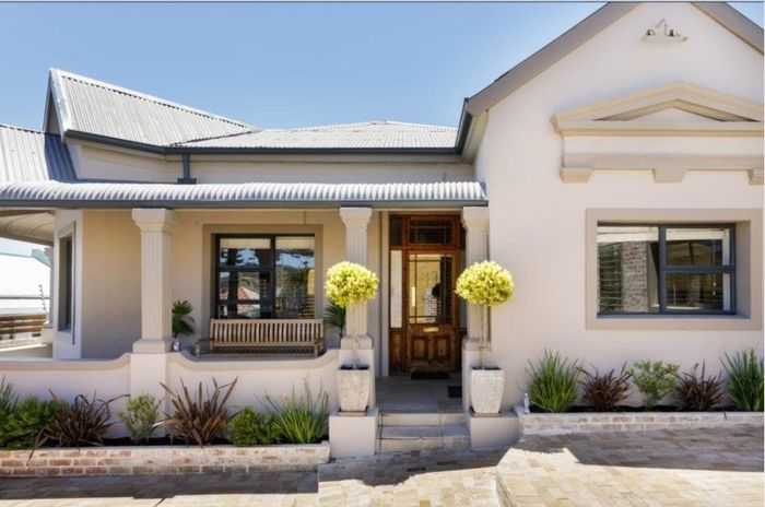 Property #2479857, House Rental Monthly in Walmer Estate