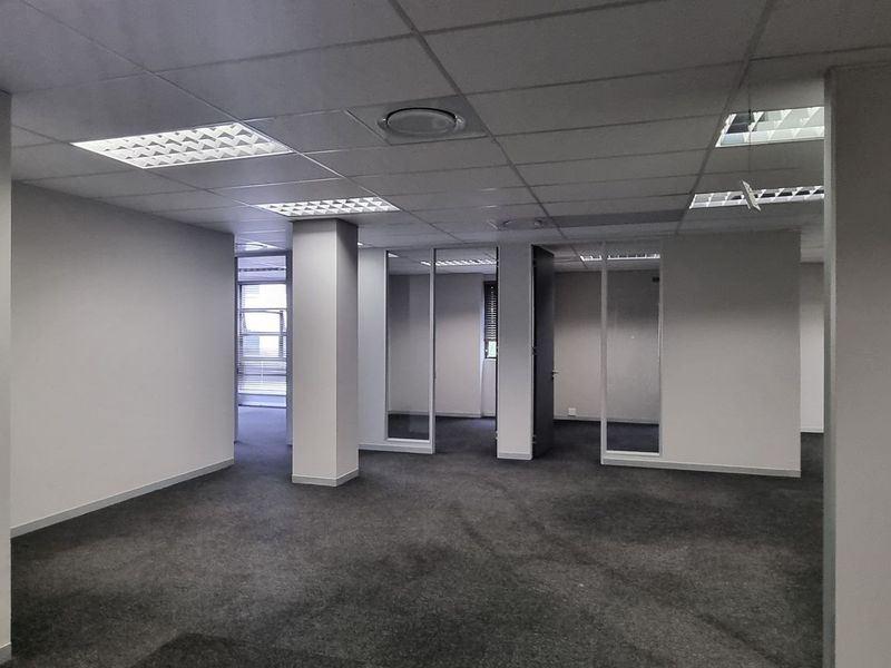 1 295m2 Louwlardia Centurion Office To Let - Photo 7