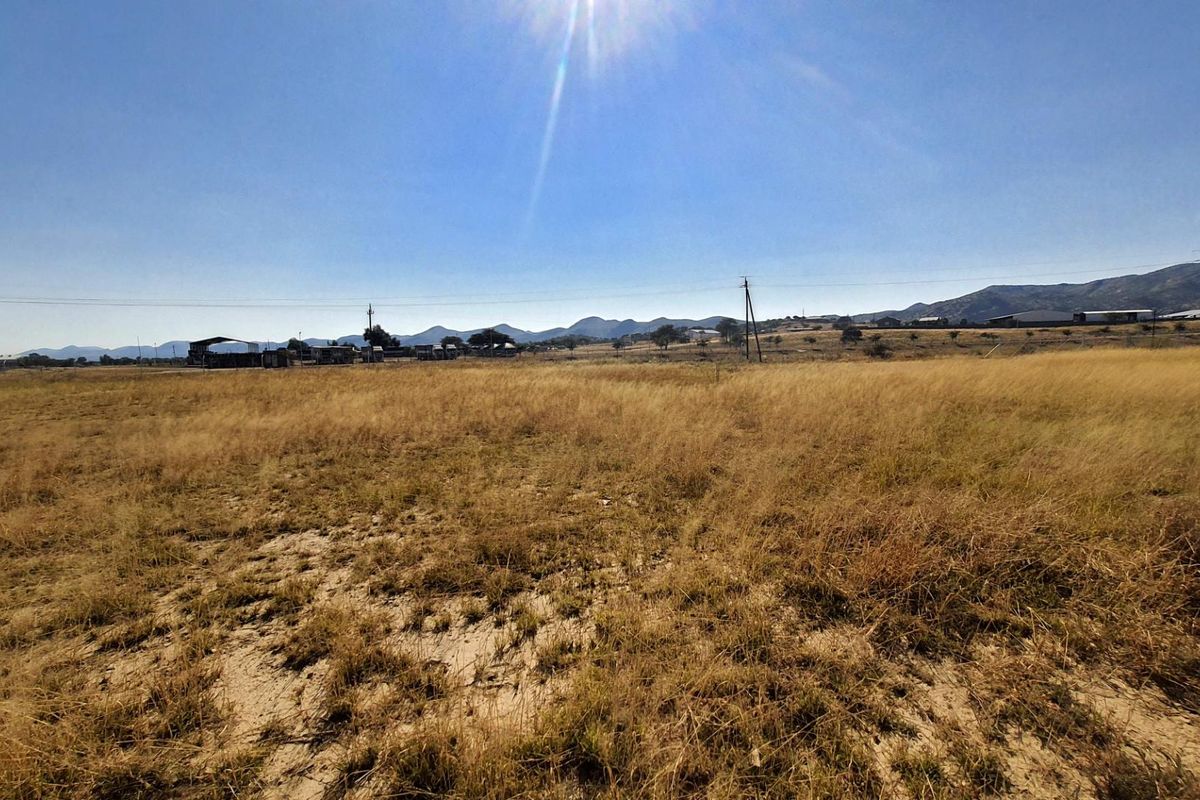 Versatile Industrial Land Ideal for Truck or Container Storage - Photo 2