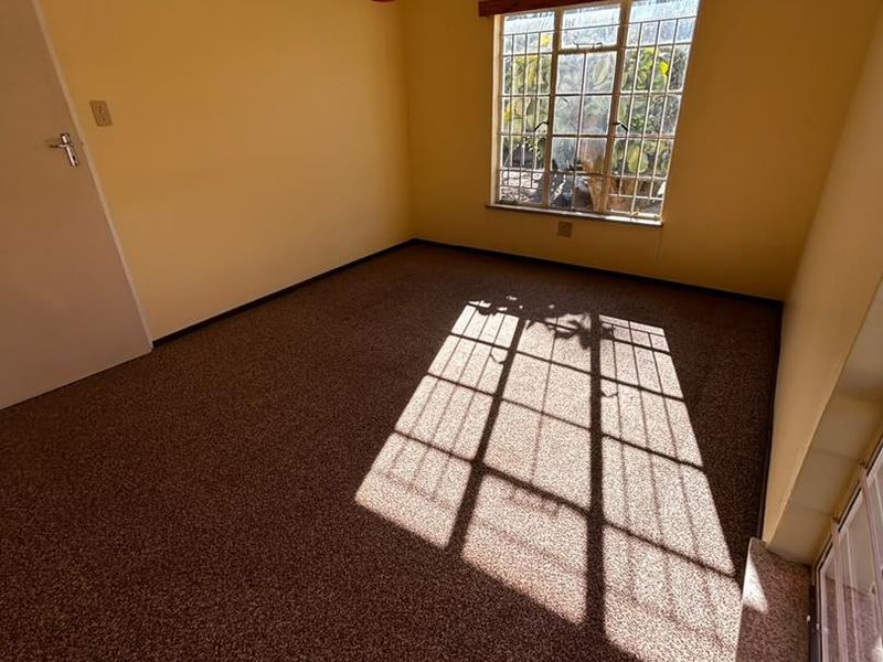 Bright, spacious and neatly kept home situated in the heart of Klein Windhoek. - Photo 9
