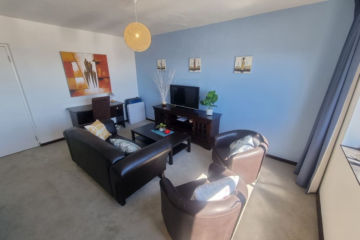 Daily Rental in Ocean View Drive, Sea Point  (minimum stay of 5 days) - Photo 5