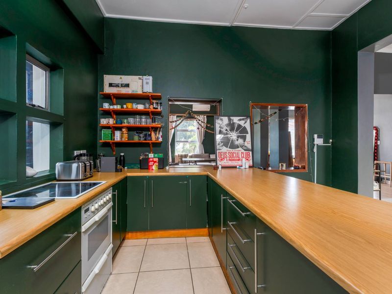 GR4 Zoned Home with Airbnb Potential - Photo 3