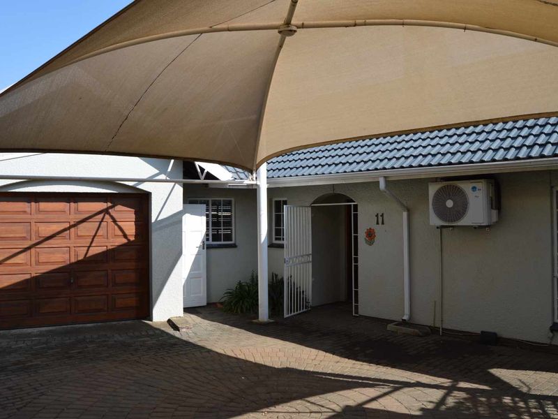Modern Three Bedroom Family Home For Sale in Brackendowns - Photo 2