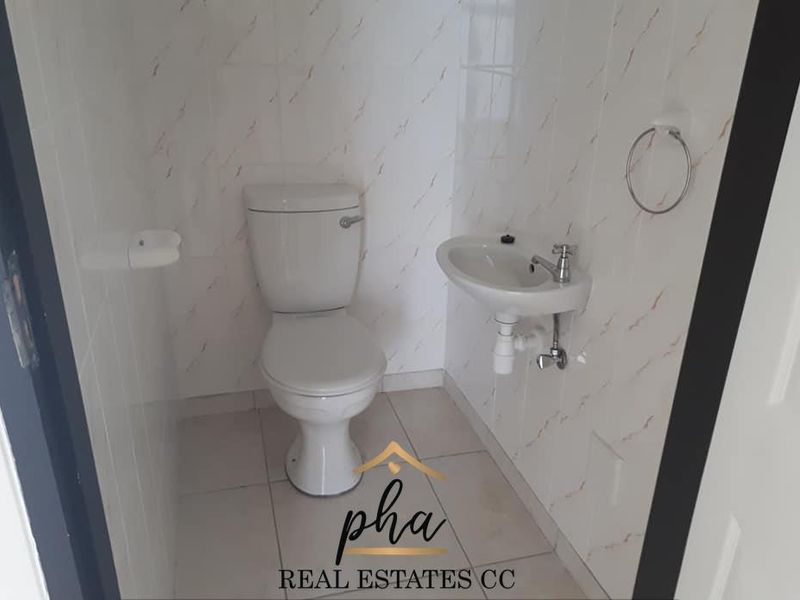 2 Bedroom Townnhouse in secure complex for sale in Walvis Bay for N$1 350 000.00 - Photo 8