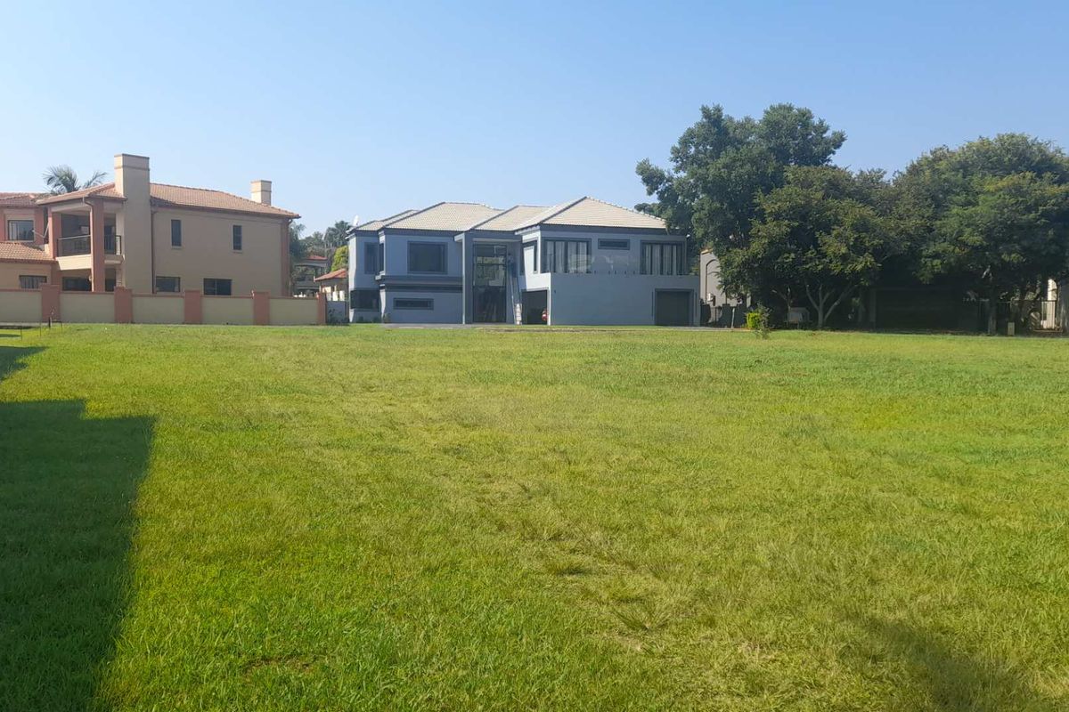 Prime North-Facing Property with Direct Dam Access in Westlake Country & Safari Estate - Photo 3