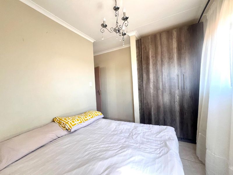 For Sale: 2 Bedroom 2 Bathroom Apartment - Photo 7