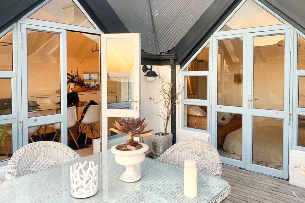 3 Bedroom townhouse with magnificent sea views for rent - Photo 3