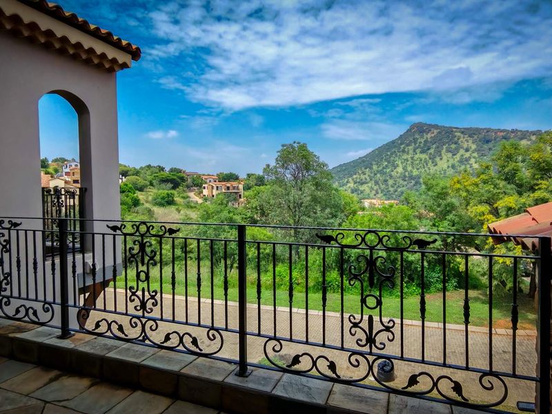 Magnificent residence with flatlet for sale in Estate D Afrique - Photo 6