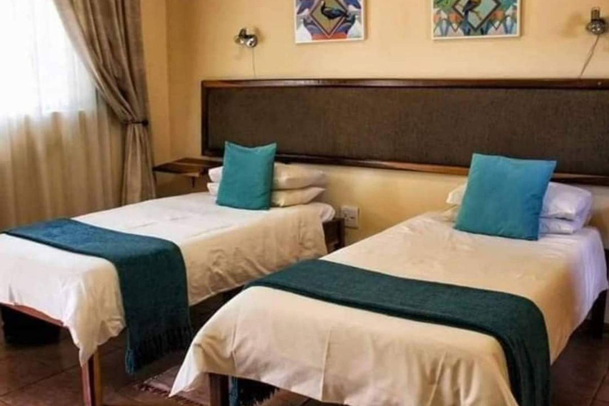 This well know guesthouse in Katima Mulilo is up for sale. - Photo 5