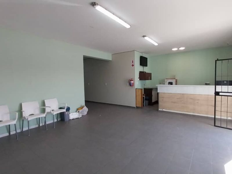 Doctor's Practice Building for Sale - Photo 5