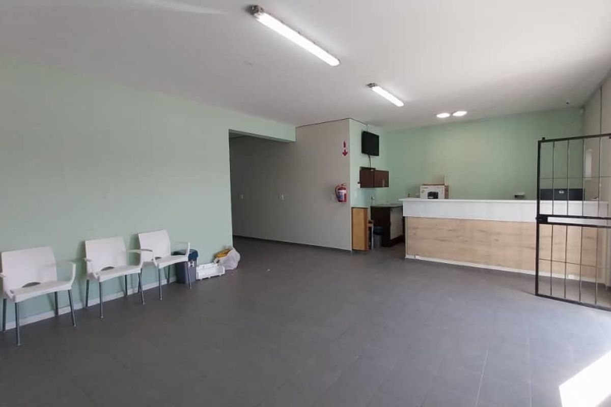 Doctor's Practice Building for Sale - Photo 5