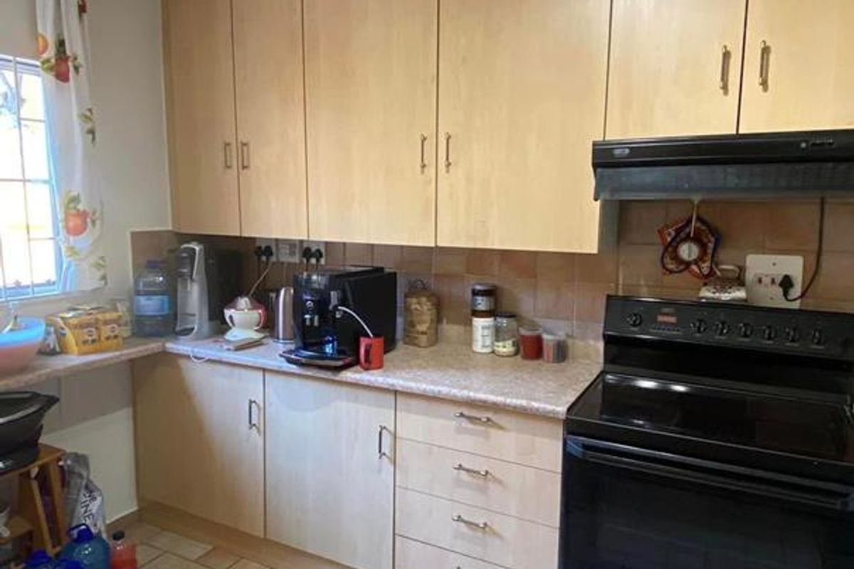 Well priced property - Photo 3