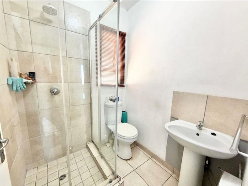 Two bedroom Apartment in Witfield - Photo 9