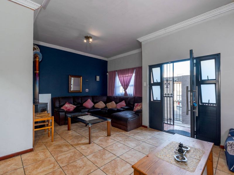 Your Dream Home Awaits - Photo 3