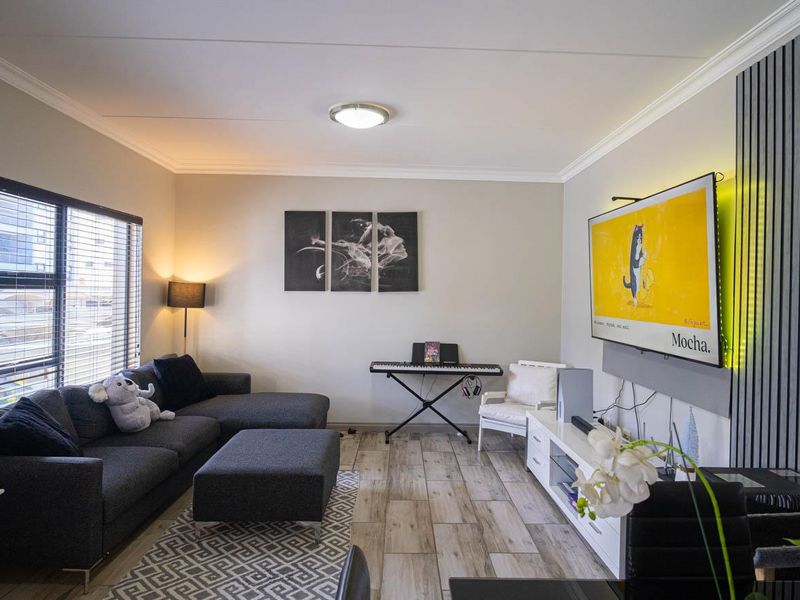 Your Ideal Lock-Up-and-Go with Lifestyle Amenities - Photo 3