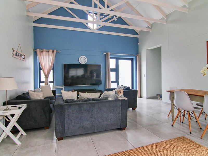 Ext 39, Swakopmund:  BRAND NEW upmarket 2 Bedr Townhouses for sale - Photo 7