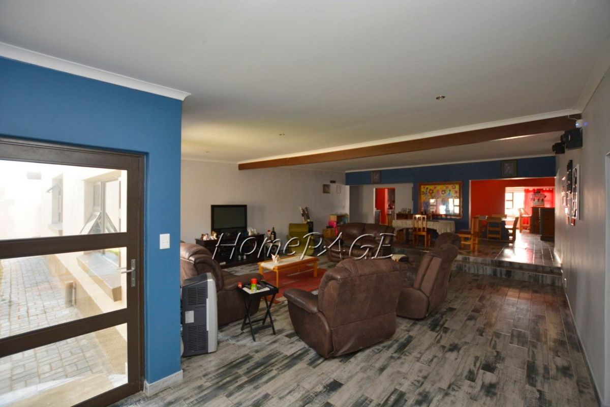 Hermes, Walvis Bay:  Property Zoned General Residential is for sale - Photo 4